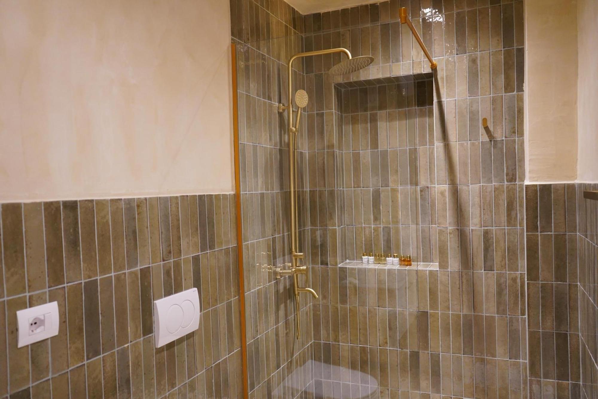 Vater Apartments Tiranë Eksteriør bilde